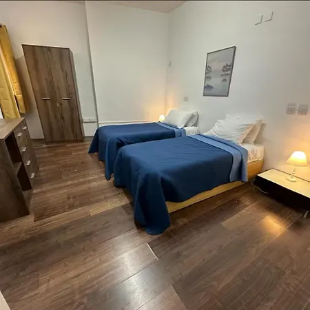 Sea Front Spacious Apartman *