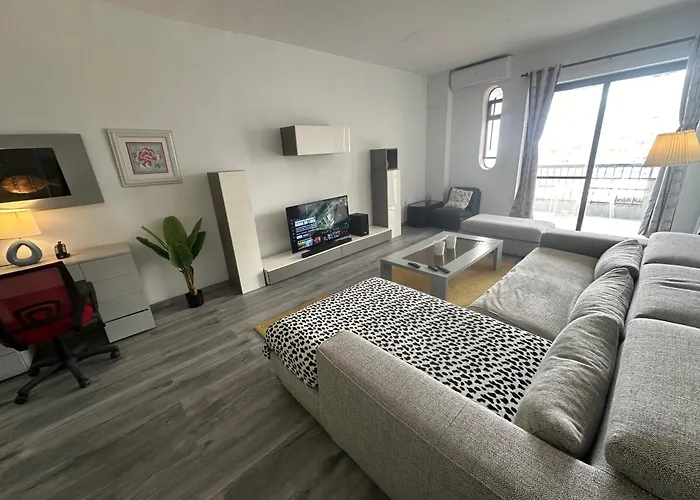 Sea Front Spacious * Sliema