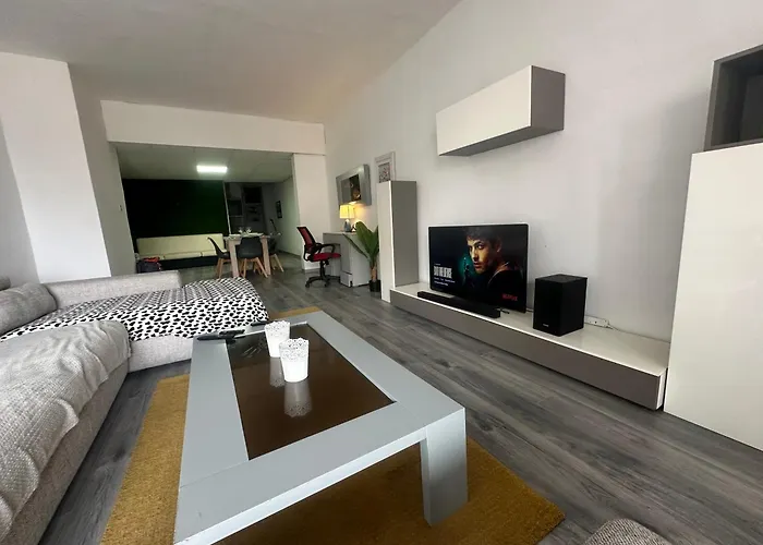 Sea Front Spacious * Sliema